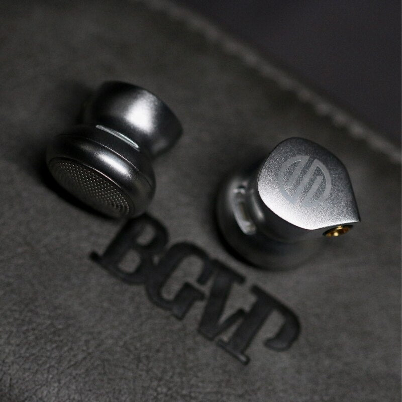 BGVP DX6 Wired HiFi Bass Metal Flat Head Earplugs 14.2mm LCP Liquid Crystal Diaphragm 2.5/3.5/4.4mm Replaceable Plug With MMCX